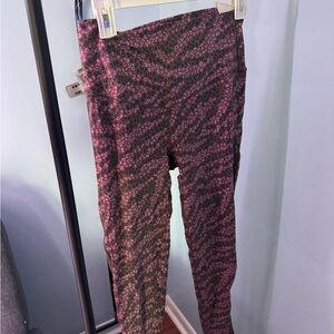 OFFLINE by American Eagle Pink and Black Real Me Leggings—Large long